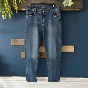 DL1961 Riley Boyfriend Jeans 30 Distressed